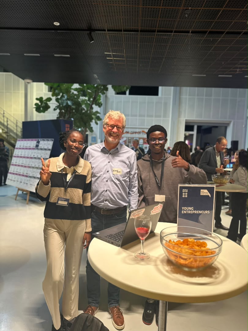 Finally met with our mentor, Bjarne Schøn after series of online sessions.